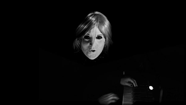 Aux larmes - music video - Image Paul Poutre